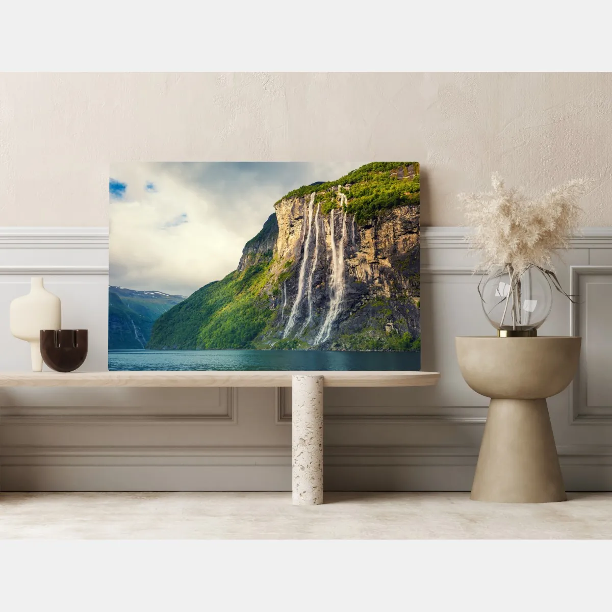 Obraz na płótnie wodospady spływające po klifach fiordu – Wallissimo® Obraz na płótnie wodospady spływające po klifach fiordu – Wallissimo®