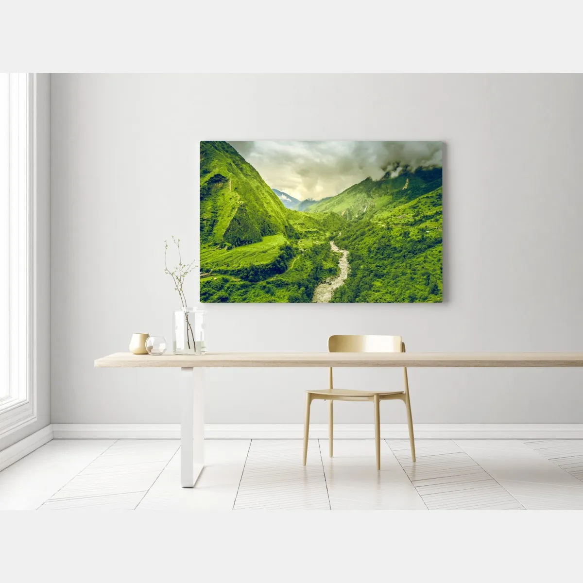 Obraz na płótnie bujna zielona dolina górska z rzeką – Wallissimo® Obraz na płótnie bujna zielona dolina górska z rzeką – Wallissimo®
