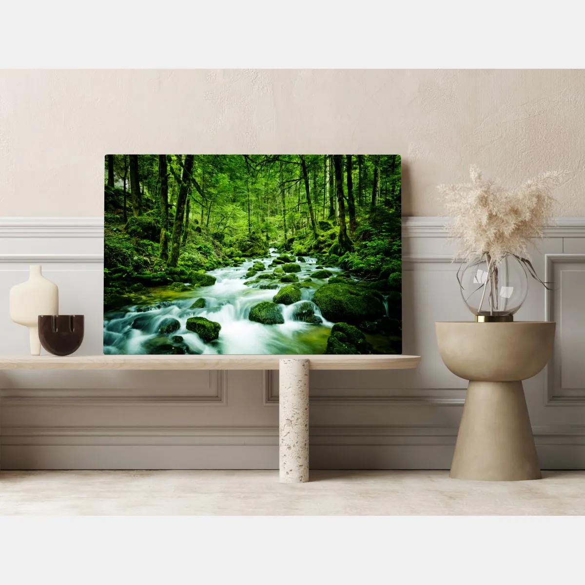 Obraz na płótnie mechowy strumień w lesie – Wallissimo® Obraz na płótnie mechowy strumień w lesie – Wallissimo®