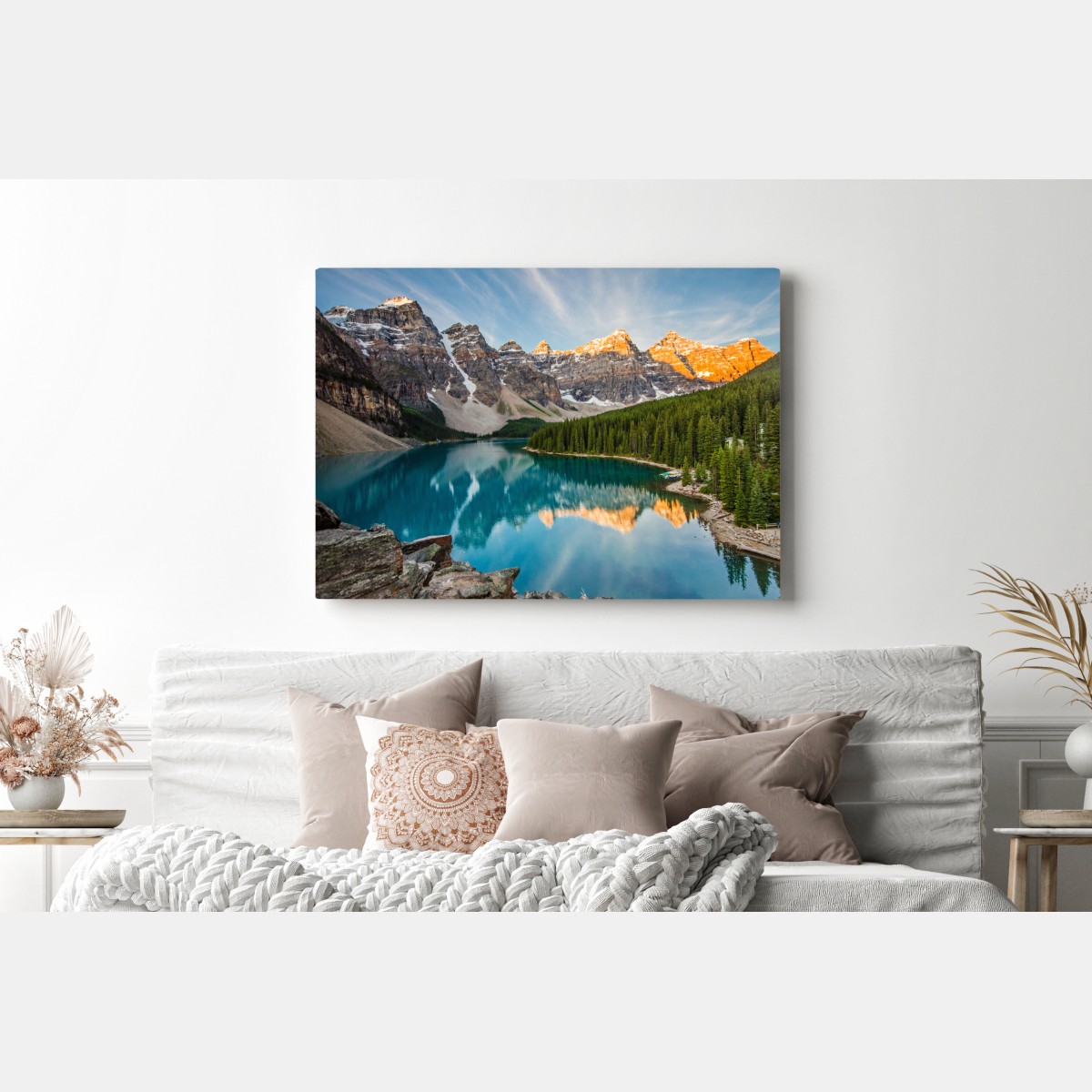 Obraz na płótnie alpejskie jezioro o wschodzie słońca – Wallissimo® Obraz na płótnie alpejskie jezioro o wschodzie słońca – Wallissimo®