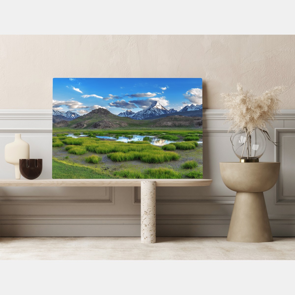 Obraz na płótnie spokojne jezioro górskie w Himalajach latem – Wallissimo® Obraz na płótnie spokojne jezioro górskie w Himalajach latem – Wallissimo®