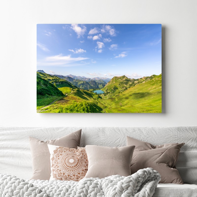 Obraz na płótnie spokojne alpejskie jezioro w górach – Wallissimo® Obraz na płótnie spokojne alpejskie jezioro w górach – Wallissimo®