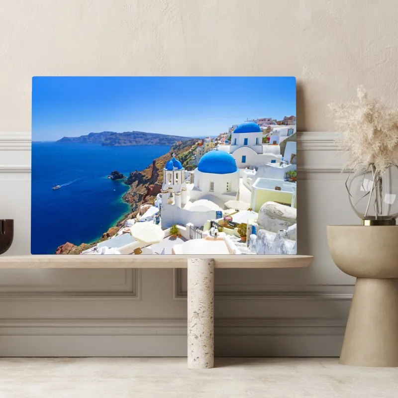 Obraz na płótnie Santorini błękitne kopuły nad kalderą – Wallissimo® Obraz na płótnie Santorini błękitne kopuły nad kalderą – Wallissimo®