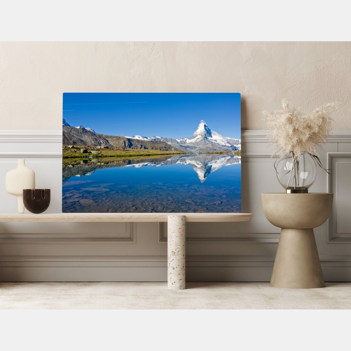 Obraz na płótnie alpejskie odbicie górskie nad spokojnym jeziorem – Wallissimo® Obraz na płótnie alpejskie odbicie górskie nad spokojnym jeziorem – Wallissimo®