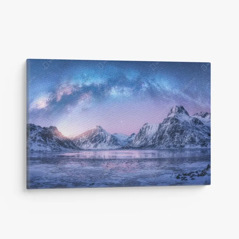 Obraz na płótnie spokojna arktyczna noc w górach pod drogą mleczną