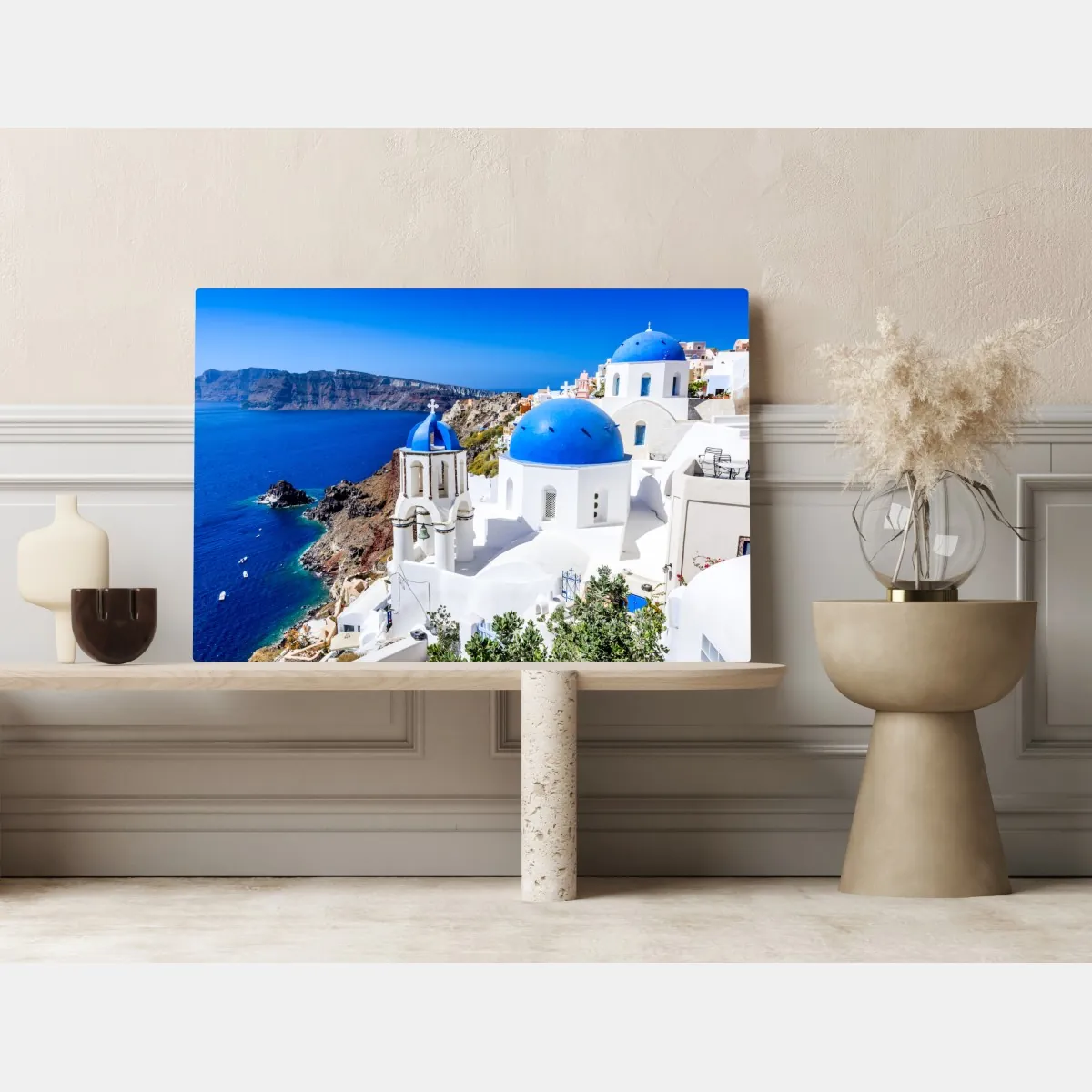 Obraz na płótnie Santorini niebieskie kopuły nad kalderą – Wallissimo® Obraz na płótnie Santorini niebieskie kopuły nad kalderą – Wallissimo®