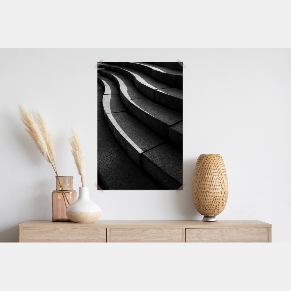 Plakat zakrzywione betonowe schody w cieniu – Wallissimo® Plakat zakrzywione betonowe schody w cieniu – Wallissimo®