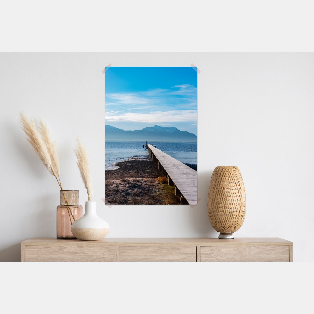 Plakat mglisty pomost nad jeziorem o świcie – Wallissimo® Plakat mglisty pomost nad jeziorem o świcie – Wallissimo®