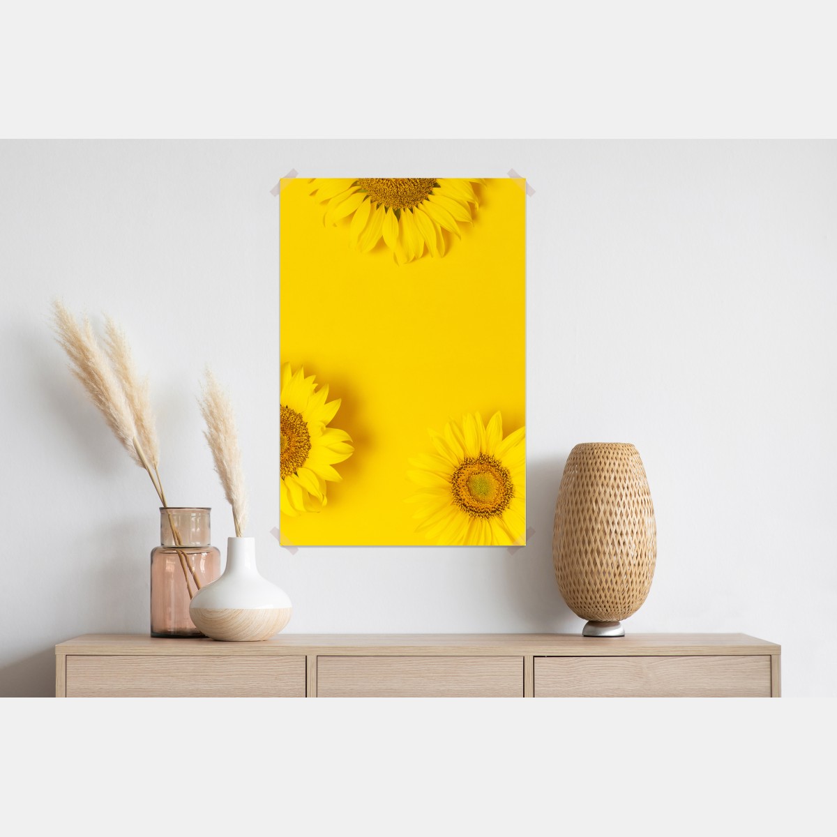 Plakat trio słoneczników na żółtym tle – Wallissimo® Plakat trio słoneczników na żółtym tle – Wallissimo®