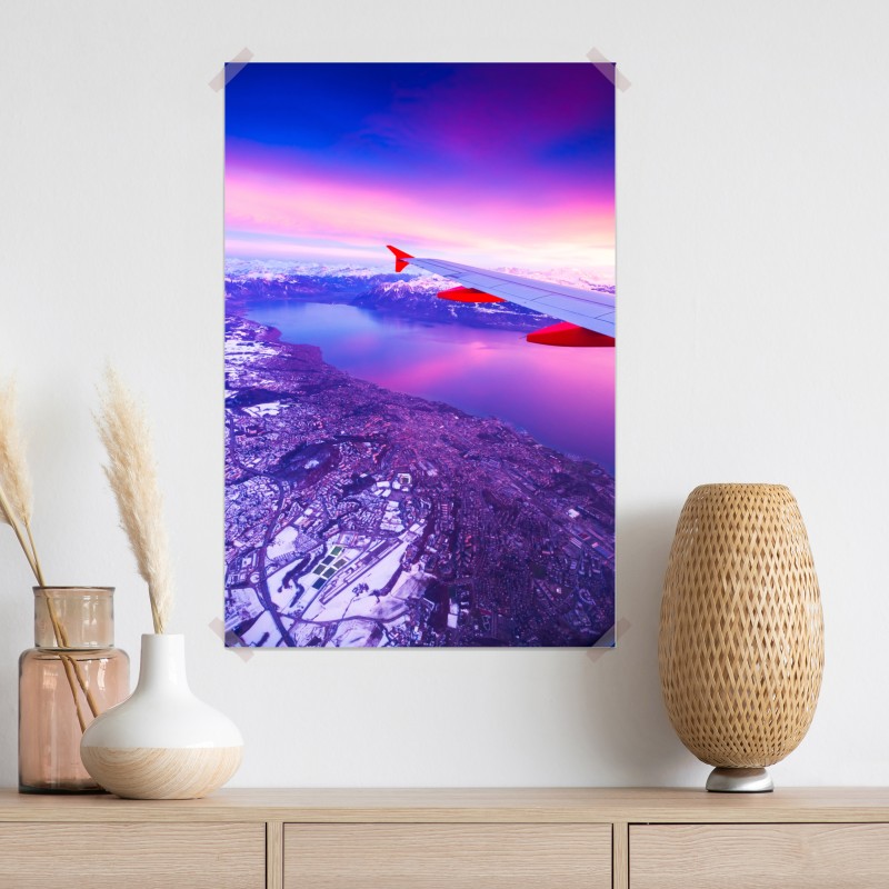 Plakat panorama miasta nad jeziorem z lotu ptaka o zachodzie – Wallissimo® Plakat panorama miasta nad jeziorem z lotu ptaka o zachodzie – Wallissimo®