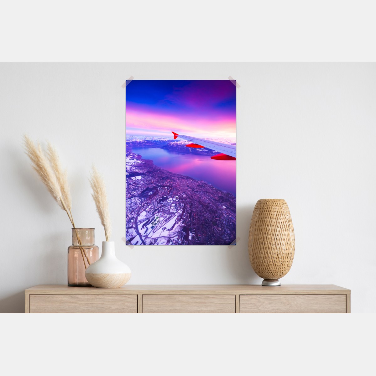 Plakat panorama miasta nad jeziorem z lotu ptaka o zachodzie – Wallissimo® Plakat panorama miasta nad jeziorem z lotu ptaka o zachodzie – Wallissimo®