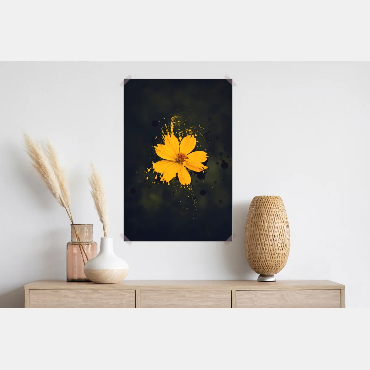 Plakat intensywny żółty kwiat na ciemnym tle – Wallissimo® Plakat intensywny żółty kwiat na ciemnym tle – Wallissimo®