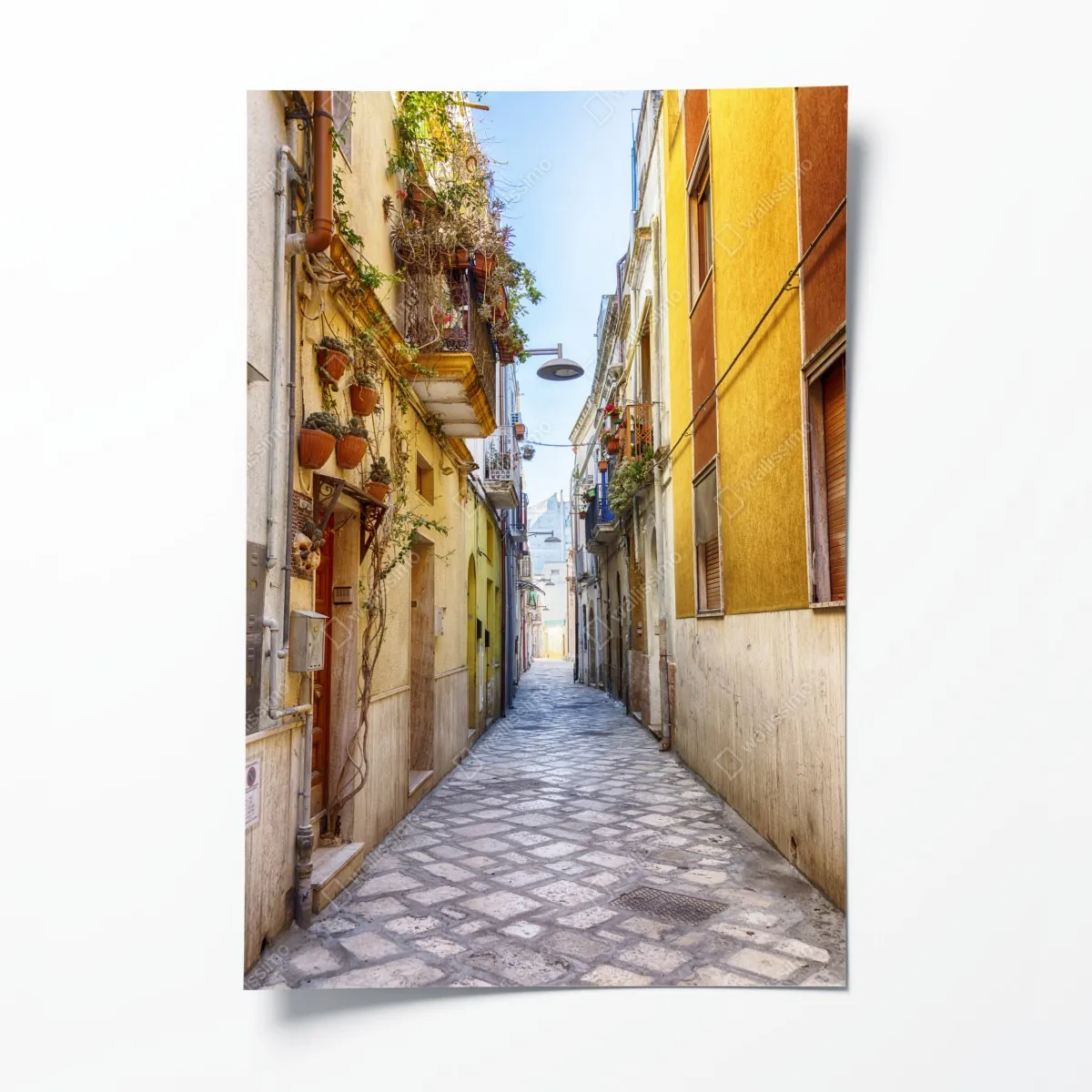 Plakat słoneczna uliczka w Brindisi – Wallissimo® Plakat słoneczna uliczka w Brindisi – Wallissimo®