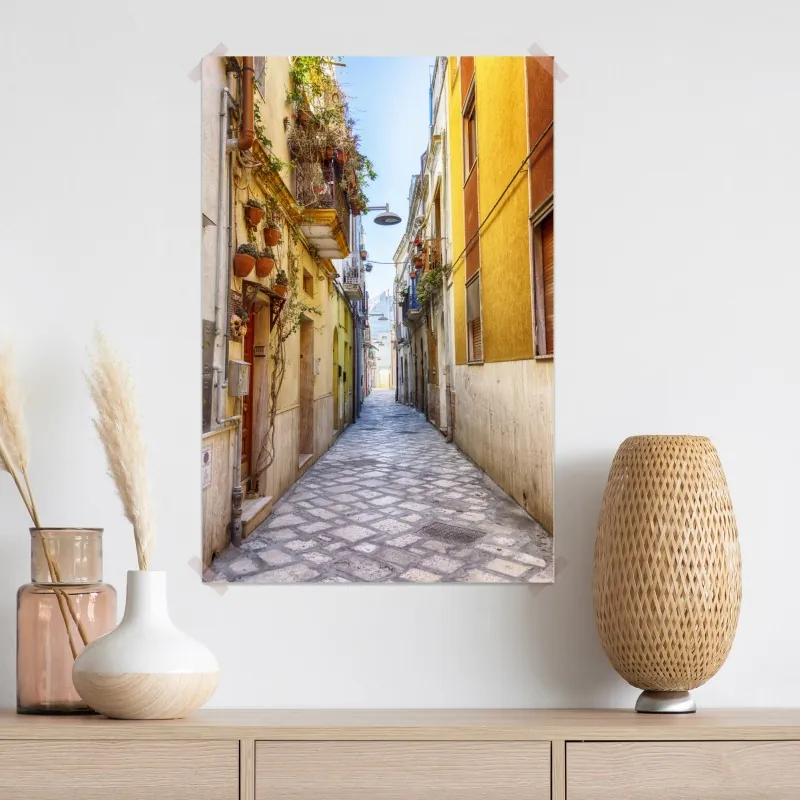 Plakat słoneczna uliczka w Brindisi – Wallissimo® Plakat słoneczna uliczka w Brindisi – Wallissimo®