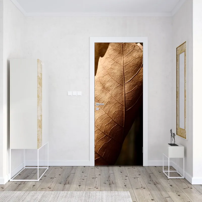 Naklejka na drzwi mglista refleksja w lesie – Wallissimo®