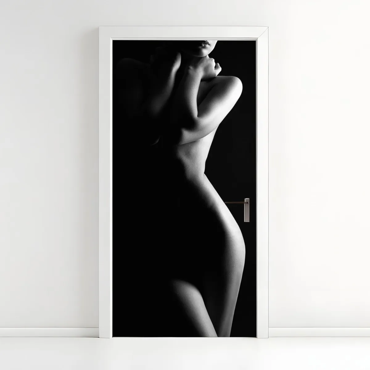 Naklejka na drzwi zmysłowa sylwetka kobiecej formy – Wallissimo® Naklejka na drzwi zmysłowa sylwetka kobiecej formy – Wallissimo®