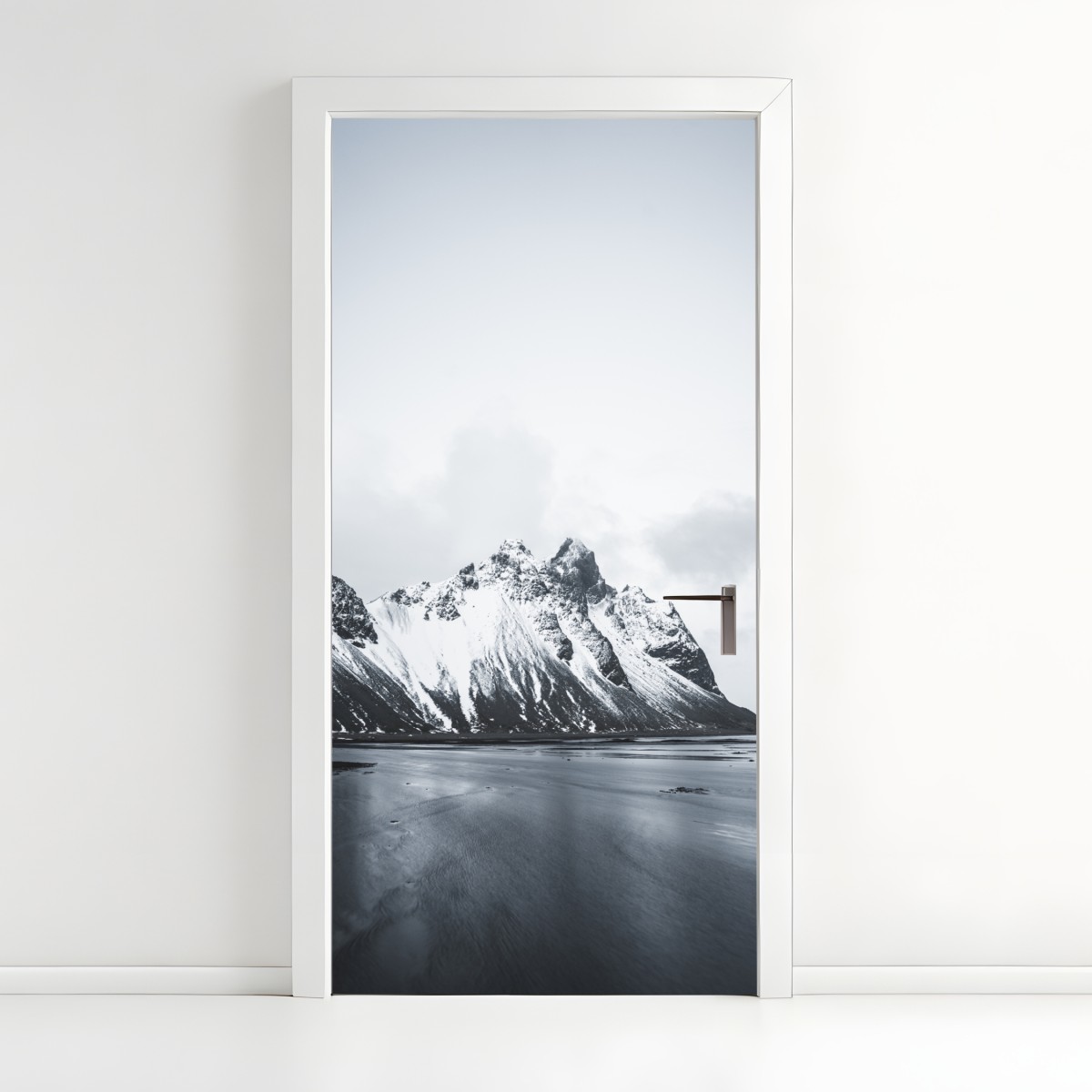 Door sticker serene snow-capped mountain seascape – Wallissimo®