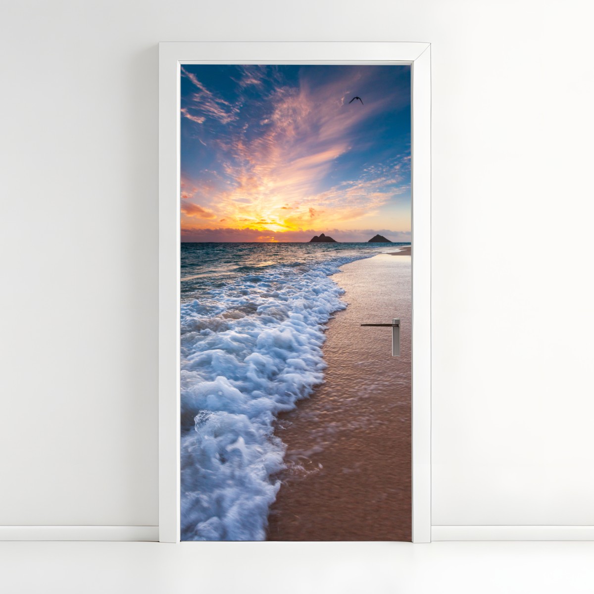 Door sticker serene sunrise over ocean shore – Wallissimo®