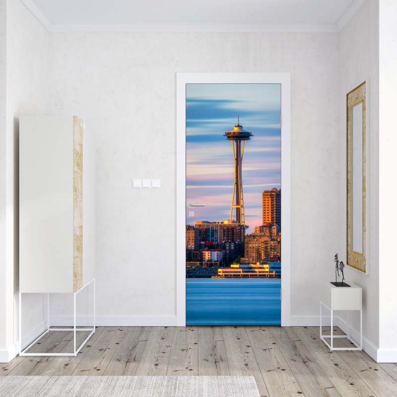 Naklejka na drzwi panorama Seattle ze Space Needle o zachodzie słońca – Wallissimo® Naklejka na drzwi panorama Seattle ze Space Needle o zachodzie słońca – Wallissimo®