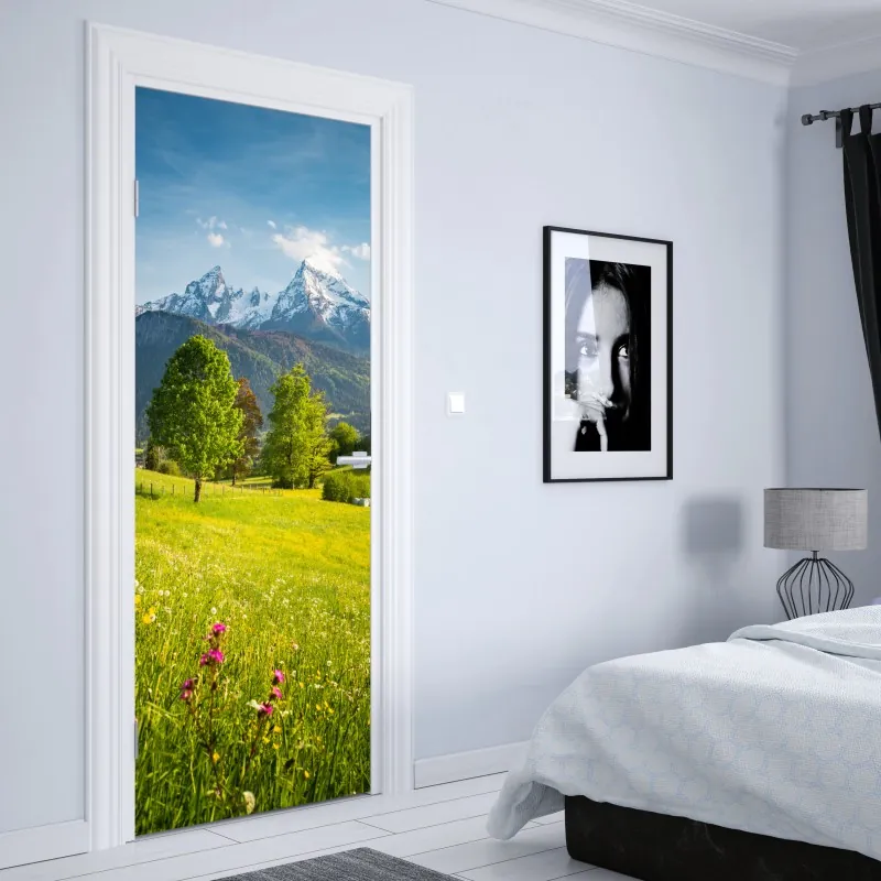 Naklejka na drzwi zbliżenie silnika odrzutowego na terminalu – Wallissimo®