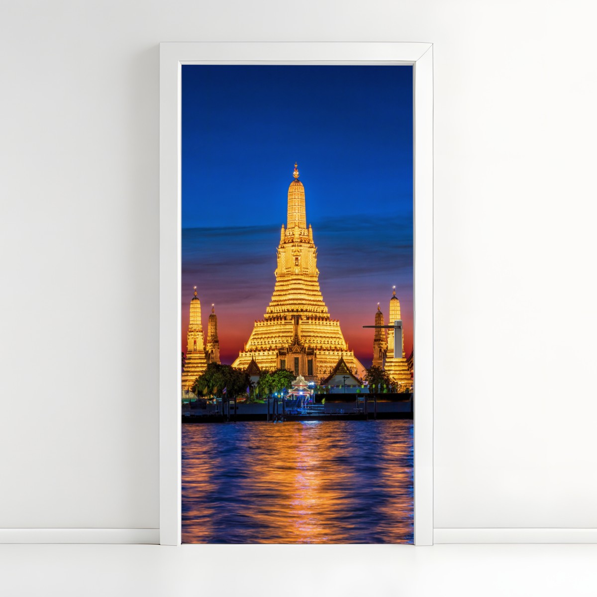 Door sticker golden Wat Arun at dusk – Wallissimo®