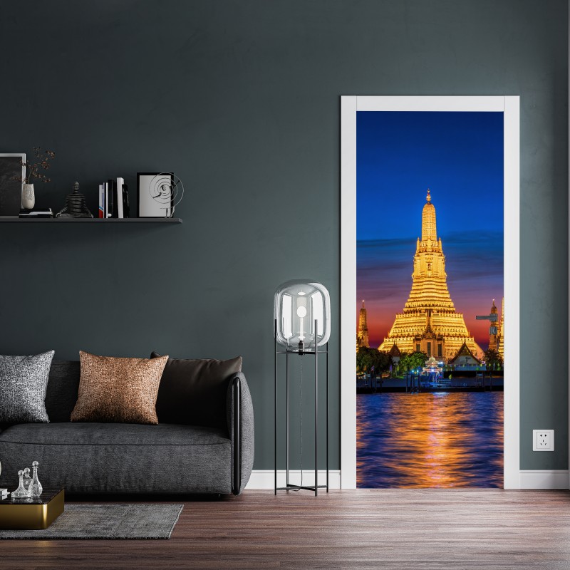 Naklejka na drzwi złote Wat Arun o zmierzchu – Wallissimo® Naklejka na drzwi złote Wat Arun o zmierzchu – Wallissimo®