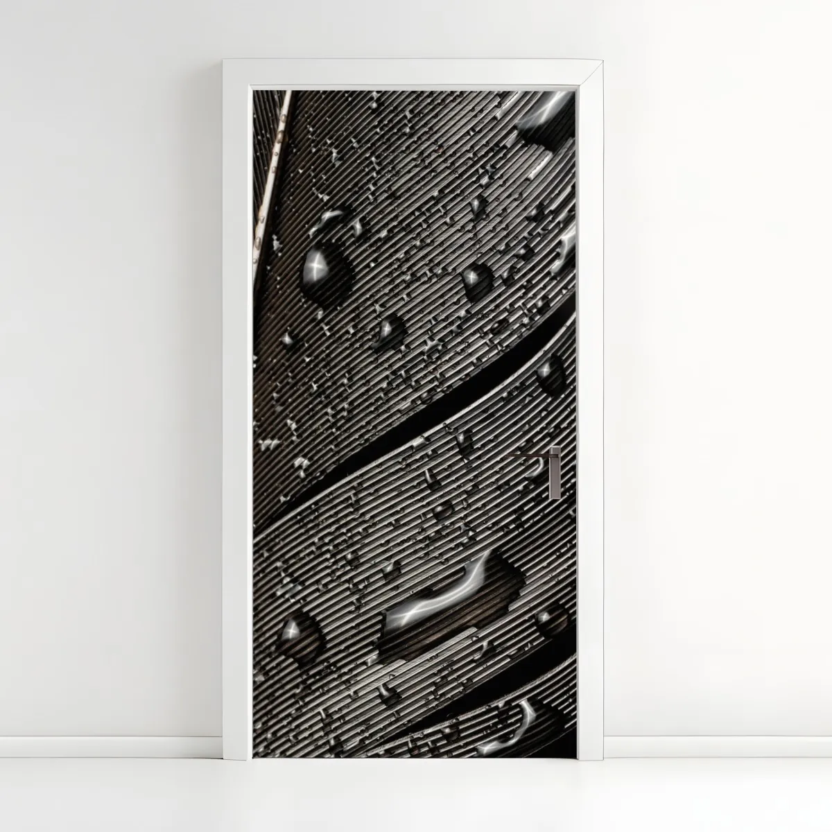 Naklejka na drzwi czarno-białe pióro z kroplami wody – Wallissimo® Naklejka na drzwi czarno-białe pióro z kroplami wody – Wallissimo®