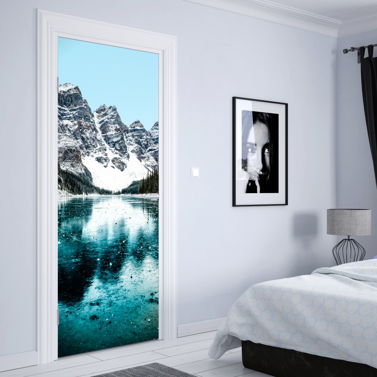 Naklejka na drzwi lodowe turkusowe odbicie gór – Wallissimo® Naklejka na drzwi lodowe turkusowe odbicie gór – Wallissimo®