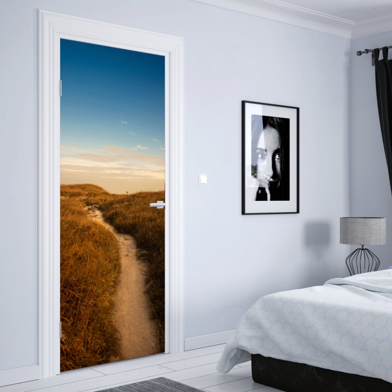 Naklejka na drzwi słoneczna ścieżka przez wydmy – Wallissimo® Naklejka na drzwi słoneczna ścieżka przez wydmy – Wallissimo®