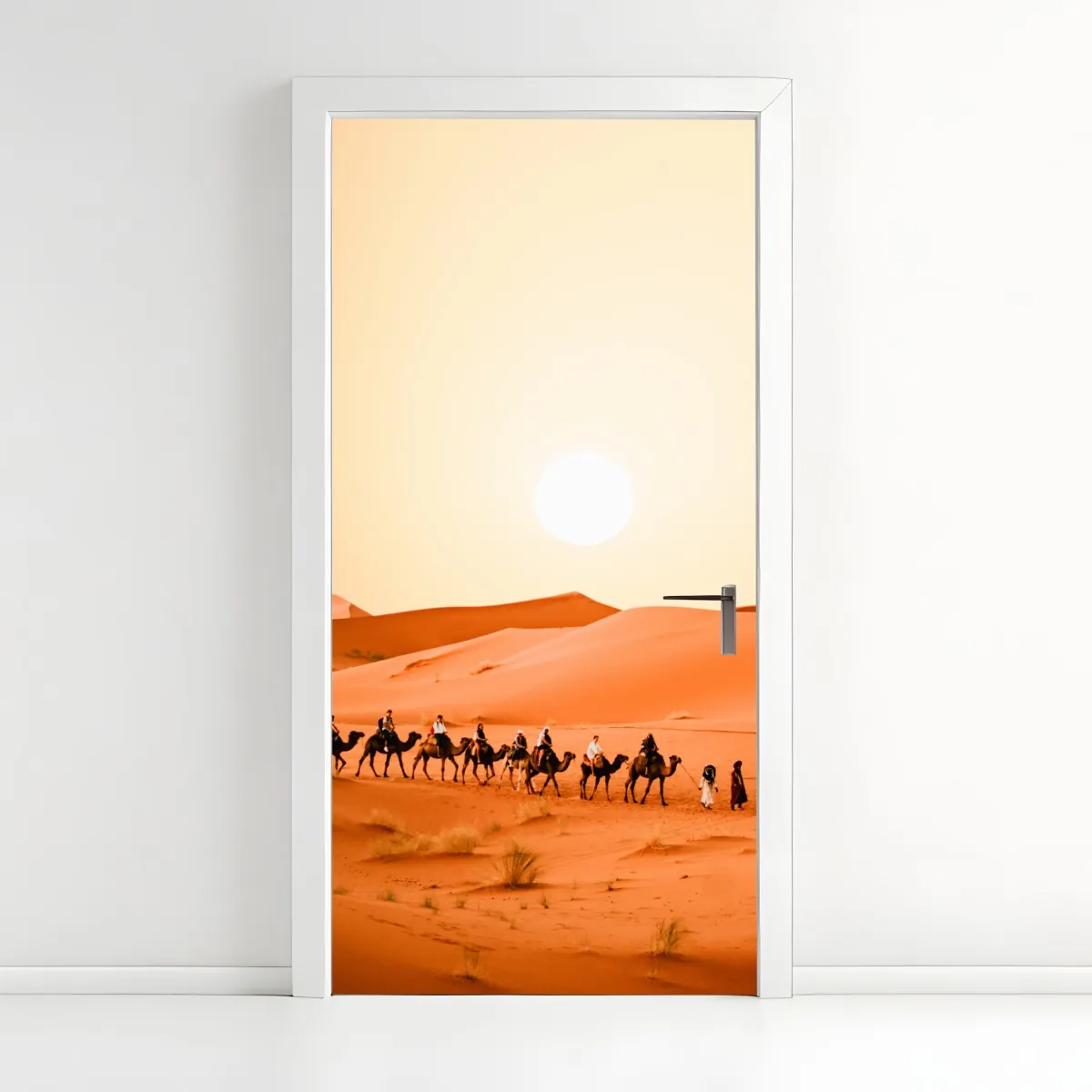 Naklejka na drzwi karawana wielbłądów o zachodzie słońca na pustyni – Wallissimo® Naklejka na drzwi karawana wielbłądów o zachodzie słońca na pustyni – Wallissimo®