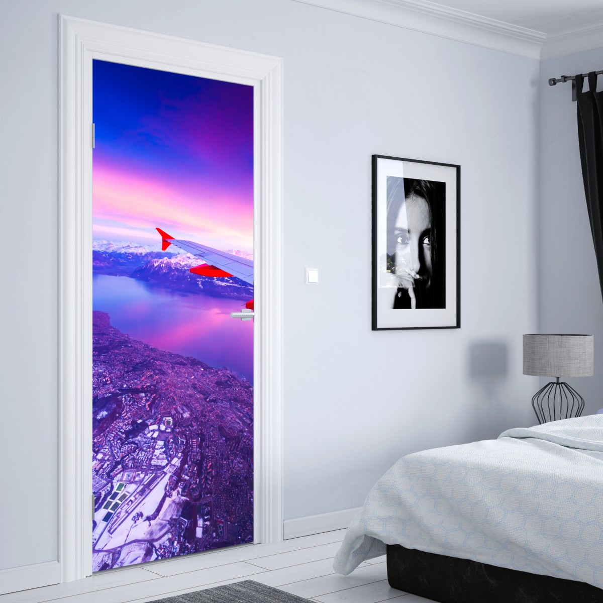 Naklejka na drzwi panorama miasta nad jeziorem z lotu ptaka o zachodzie – Wallissimo® Naklejka na drzwi panorama miasta nad jeziorem z lotu ptaka o zachodzie – Wallissimo®