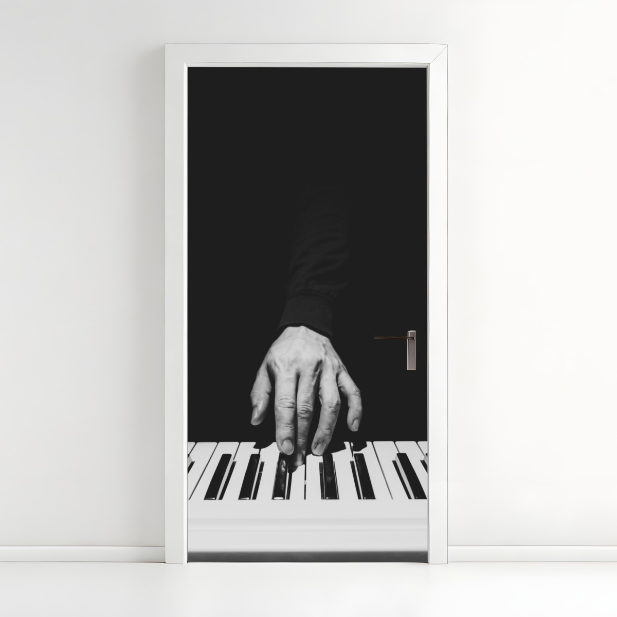 Door sticker monochrome piano hand close-up – Wallissimo®
