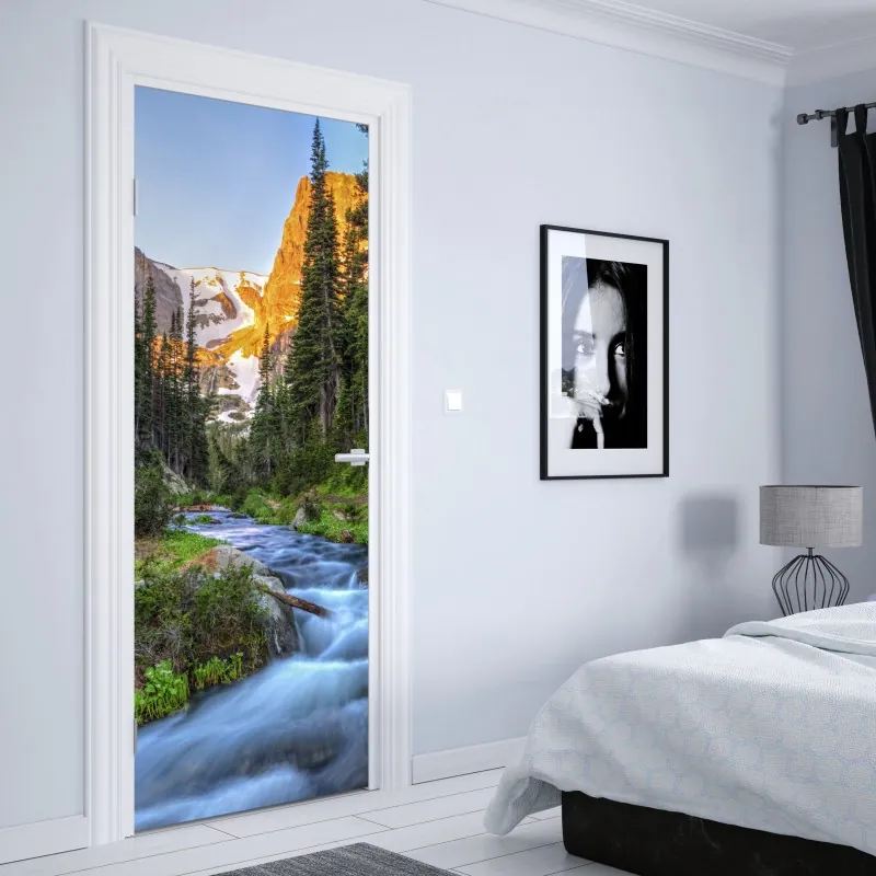 Naklejka na drzwi Statua Wolności w monochromie – Wallissimo®