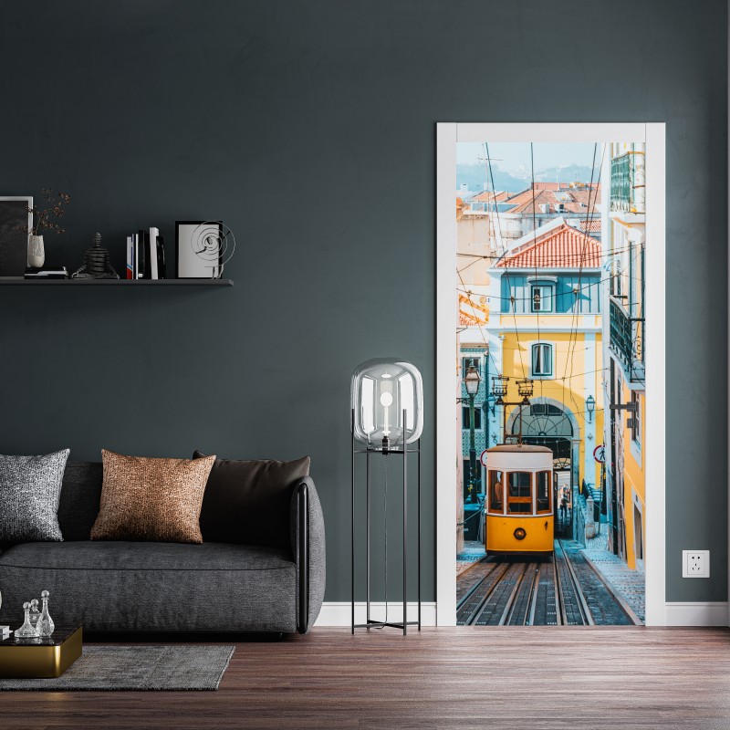 Naklejka na drzwi kolorowy tramwaj bica w Lizbonie – Wallissimo® Naklejka na drzwi kolorowy tramwaj bica w Lizbonie – Wallissimo®