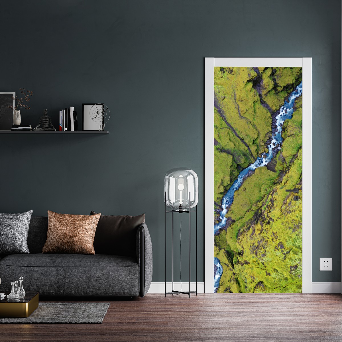 Naklejka na drzwi rzeka z lotu ptaka w mchem porośniętym wąwozie – Wallissimo® Naklejka na drzwi rzeka z lotu ptaka w mchem porośniętym wąwozie – Wallissimo®
