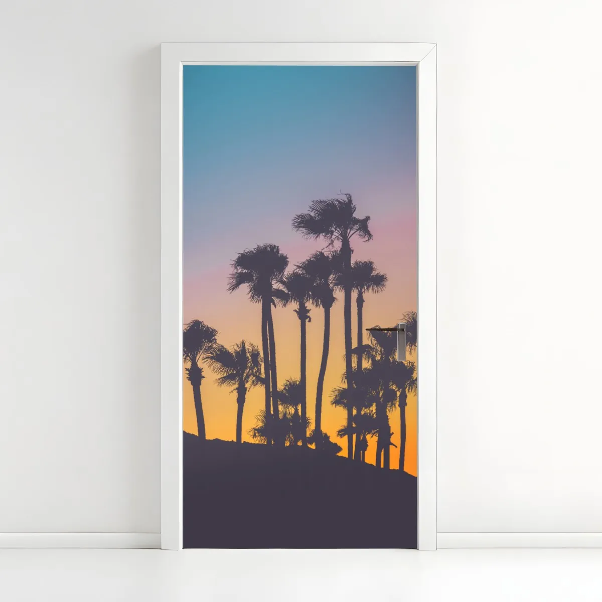 Naklejka na drzwi retro tropikalne palmy o zachodzie słońca – Wallissimo® Naklejka na drzwi retro tropikalne palmy o zachodzie słońca – Wallissimo®
