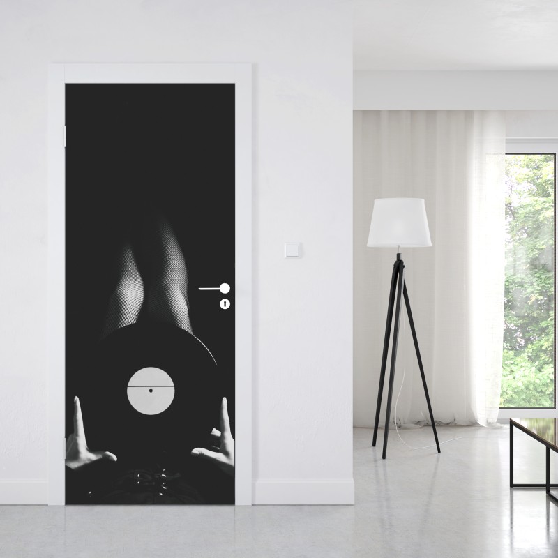 Naklejka na drzwi płyta winylowa i nogi w kabaretkach – Wallissimo® Naklejka na drzwi płyta winylowa i nogi w kabaretkach – Wallissimo®