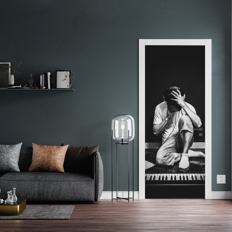 Naklejka na drzwi złoty kwiatowy ornament na granatowym tle – Wallissimo®