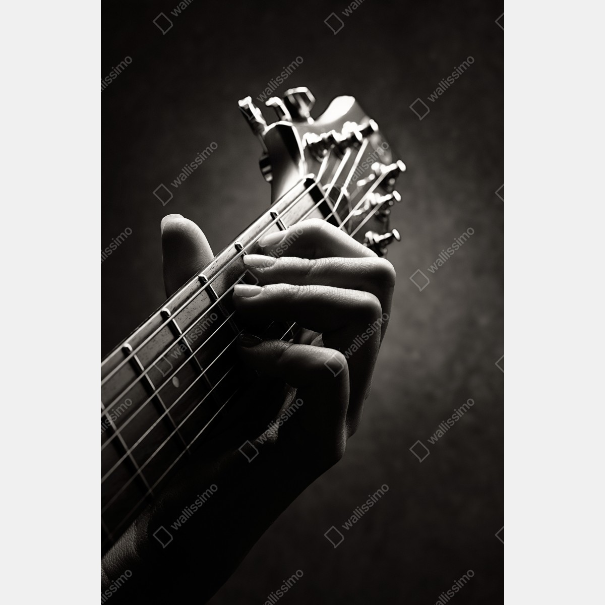 Naklejka na drzwi zbliżenie dłoni gitarzysty na gryfie – Wallissimo® Naklejka na drzwi zbliżenie dłoni gitarzysty na gryfie – Wallissimo®