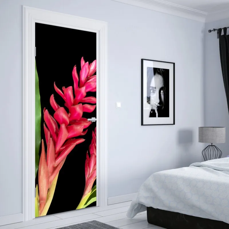 Naklejka na drzwi pastelowy wzór liści miłorzębu ze złotymi akcentami – Wallissimo®