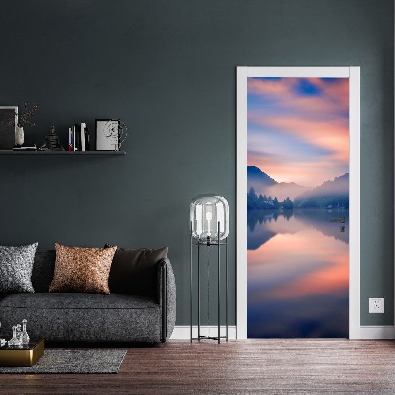 Naklejka na drzwi astronauta nad Ziemią i galaktyką – Wallissimo®