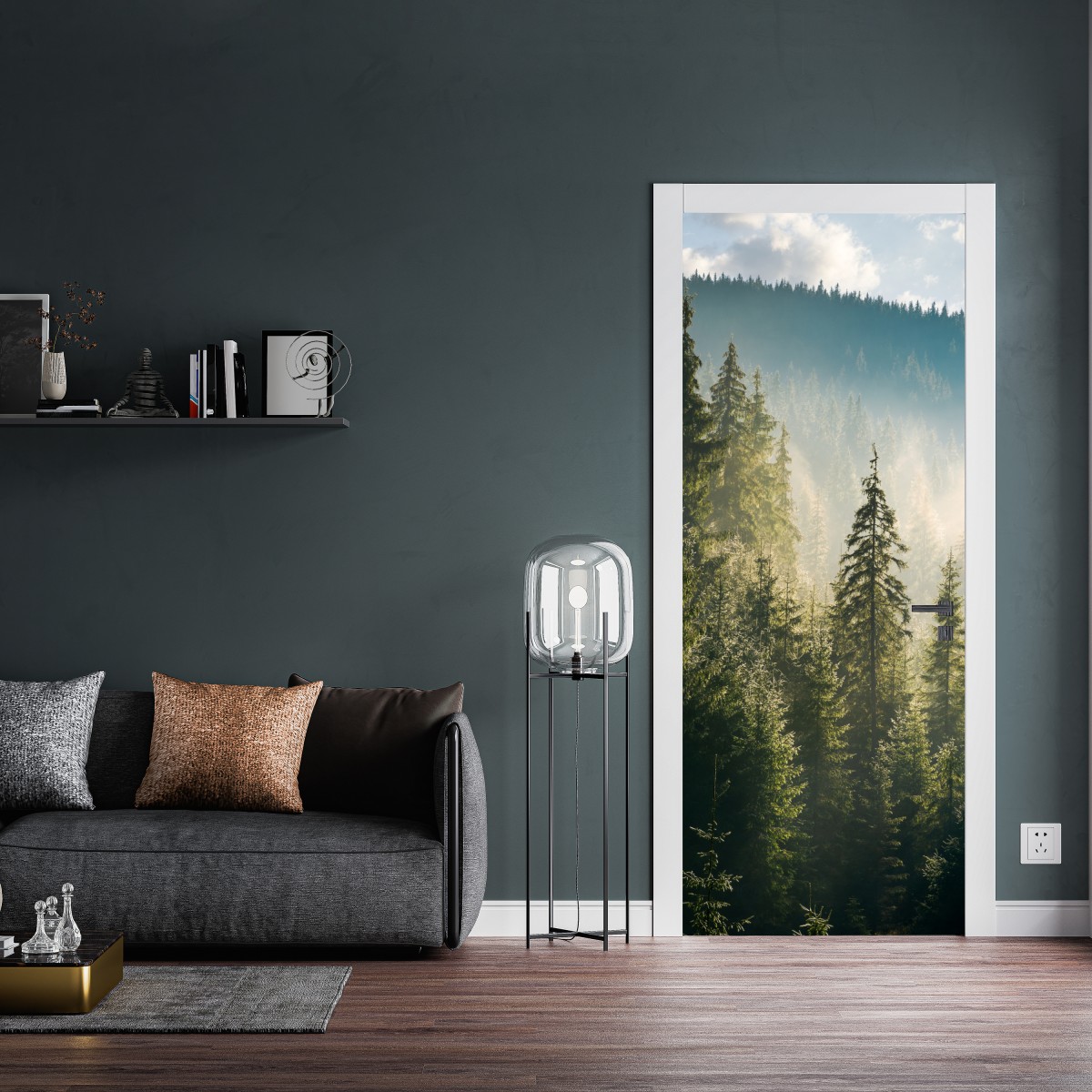 Naklejka na drzwi mglisty świerkowy las w porannym świetle – Wallissimo® Naklejka na drzwi mglisty świerkowy las w porannym świetle – Wallissimo®