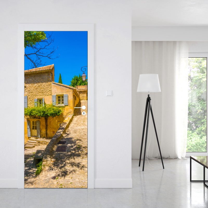 Naklejka na drzwi słoneczna kamienna uliczka – Wallissimo® Naklejka na drzwi słoneczna kamienna uliczka – Wallissimo®