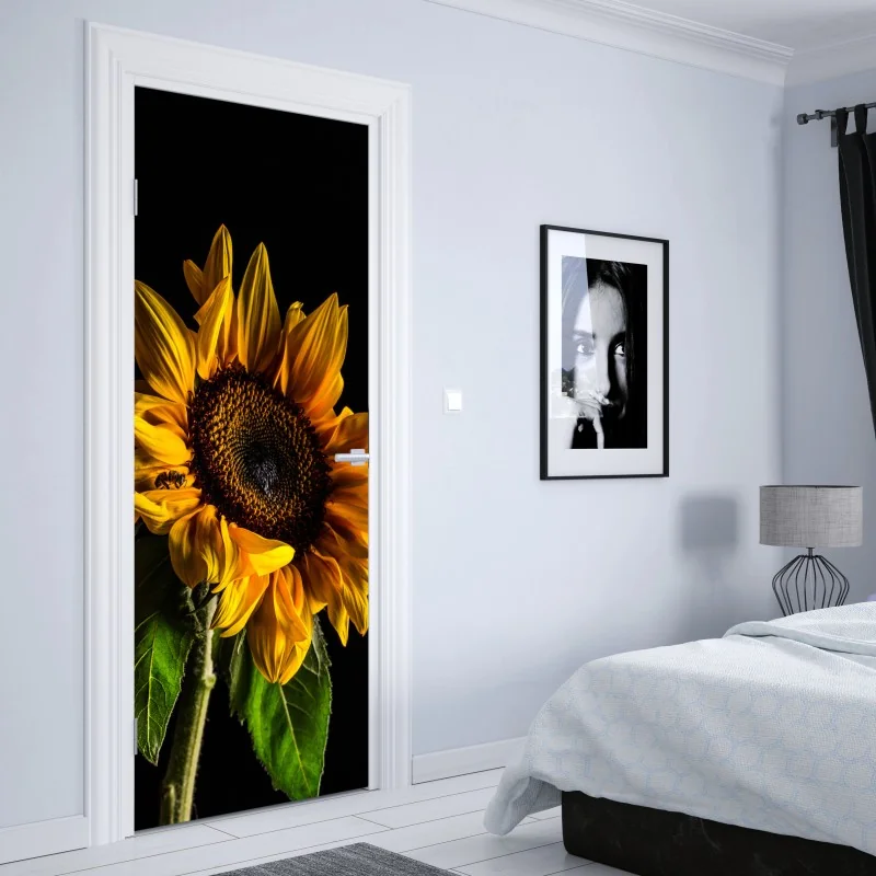 Naklejka na drzwi złoty słonecznik w zbliżeniu – Wallissimo® Naklejka na drzwi złoty słonecznik w zbliżeniu – Wallissimo®