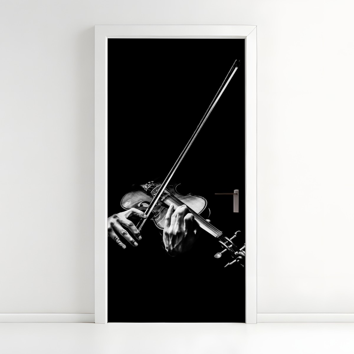 Door sticker monochrome violinist hands – Wallissimo®