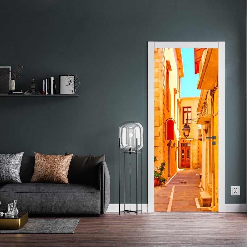 Naklejka na drzwi słoneczna żółta uliczka w Rethymno, Kreta – Wallissimo® Naklejka na drzwi słoneczna żółta uliczka w Rethymno, Kreta – Wallissimo®