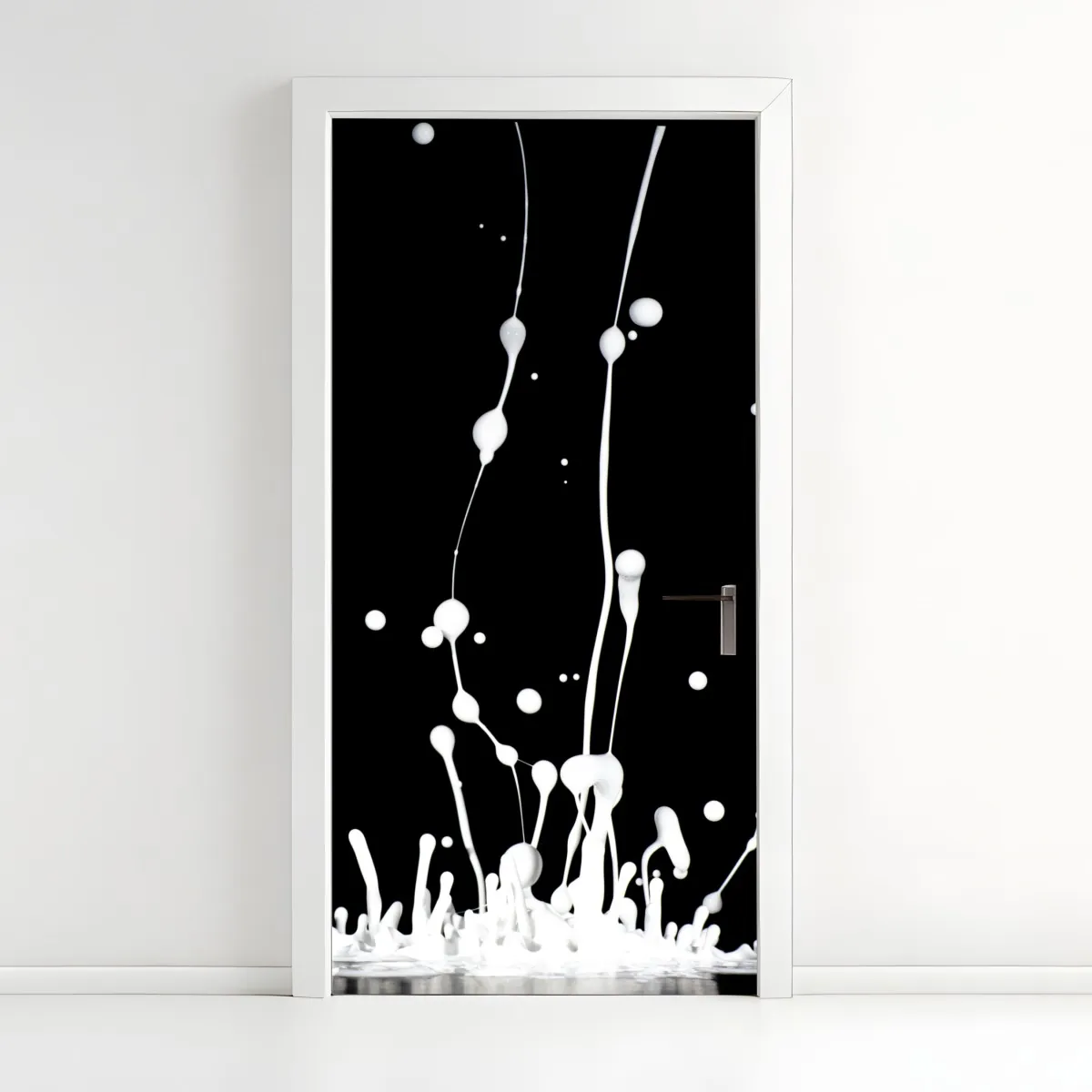 Naklejka na drzwi biały rozprysk na czarnym tle – Wallissimo® Naklejka na drzwi biały rozprysk na czarnym tle – Wallissimo®