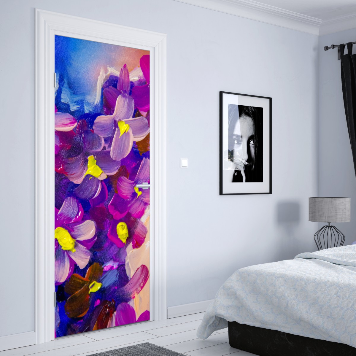 Naklejka na drzwi wibrujący fioletowy bukiet kwiatów – Wallissimo® Naklejka na drzwi wibrujący fioletowy bukiet kwiatów – Wallissimo®