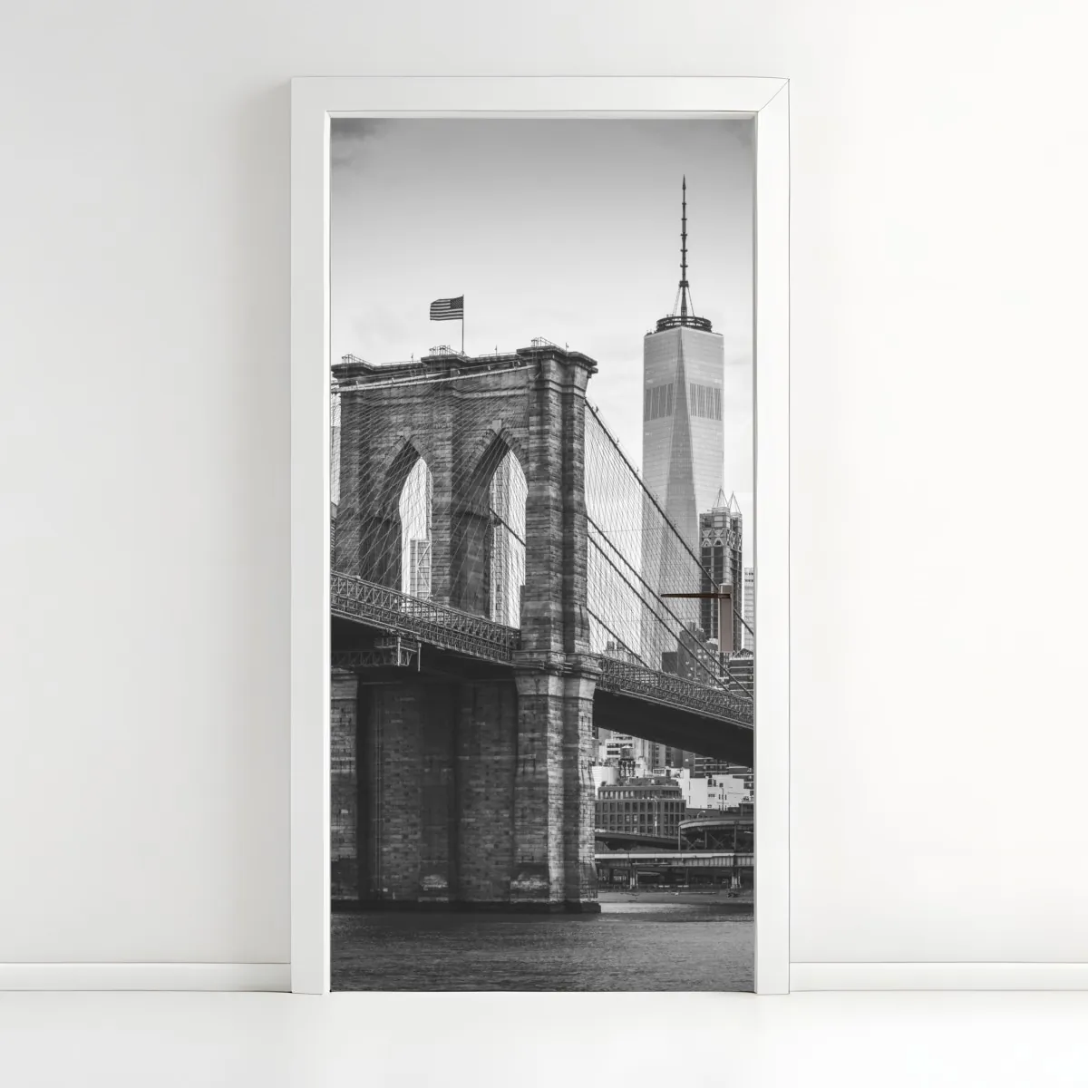 Naklejka na drzwi most brooklyński w czerni i bieli – Wallissimo® Naklejka na drzwi most brooklyński w czerni i bieli – Wallissimo®