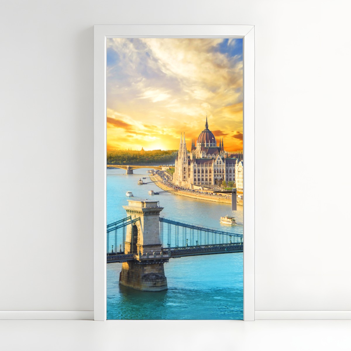 Door sticker sunset over Budapest skyline with Chain Bridge – Wallissimo®
